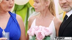 Förförisk bröllopsfotograf knullar analt med brudens far Thumb