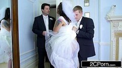 Bruden knullar brudgummen innan bröllopet Thumb