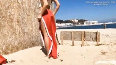 Den heta flickvännen knullar underbart på stranden med sin pojkvän Thumb